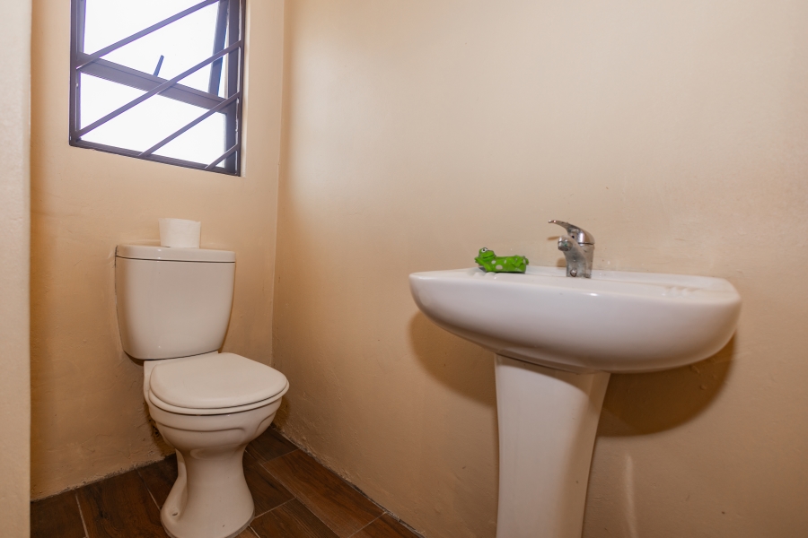 3 Bedroom Property for Sale in Viking Village Western Cape